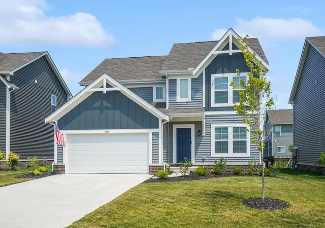 Photo 3 of Single family home for sale at 1034 Queen Bee Pl, Grove City, OH 43123 | MLS# 226026386 | Listing updated on 2026-09-18