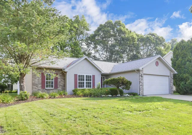 2nd image of 548 Wildflower Dr, Newark, OH 43055 | MLS# 226026430