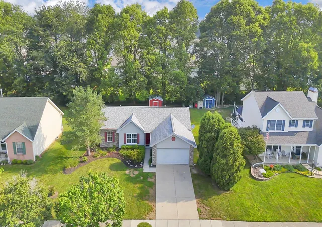 3rd image of 548 Wildflower Dr, Newark, OH 43055 | MLS# 226026430