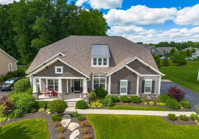 Photo 3 of Single family home for sale at 8494 Sandycombe Dr, New Albany, OH 43054 | MLS# 226026779 | Listing updated on 2026-09-25