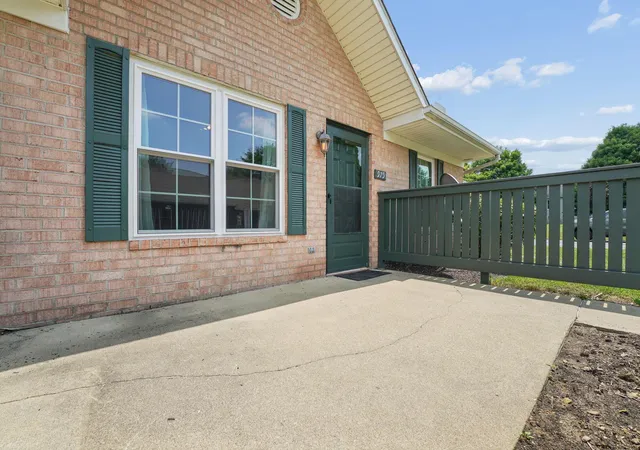 2nd image of 979 Kingsbury Ct, Newark, OH 43055 | MLS# 226026555