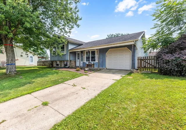 3rd image of 114 Case Ct, Lancaster, OH 43130 | MLS# 226026966
