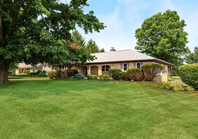 1st image of 7252 Fox Den Ct Nw, Pickerington, OH 43147 | MLS# 226026591
