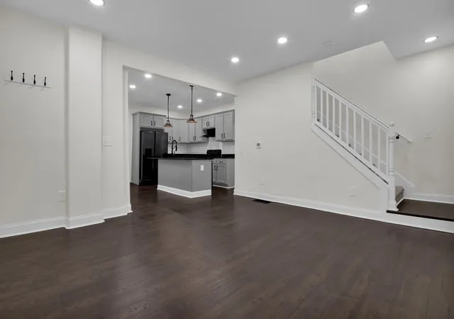 Photo 3 of Single family home for sale at 36 Avondale Ave, Columbus, OH 43222 | MLS# 226026569 | Listing updated on 2026-10-16
