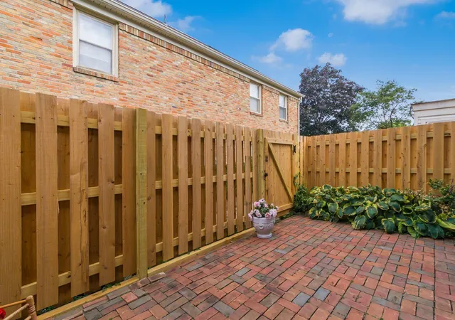 Photo 34 of Condo for sale at 911 Manor Ln #J, Columbus, OH 43221 | MLS# 226026708 | Listing updated on 2026-08-11