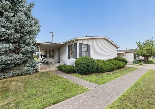 2nd image of 4489 Nevada Dr W, Columbus, OH 43207 | MLS# 226026460