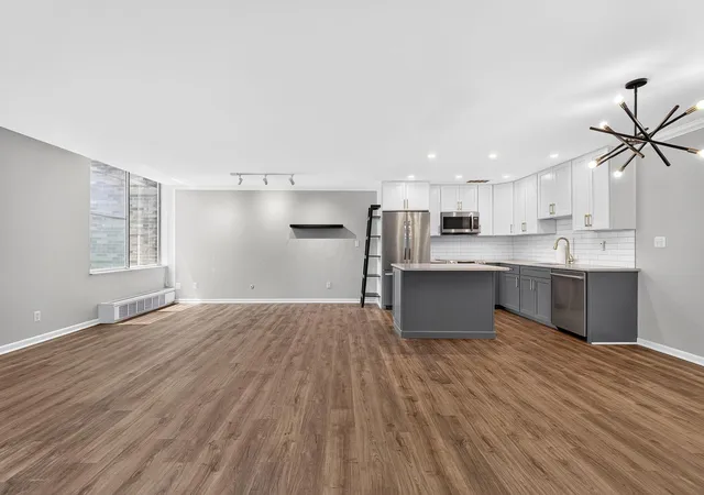 Photo 3 of Condo for sale at 1000 Urlin Ave #1415, Columbus, OH 43212 | MLS# 226027355 | Listing updated on 2026-09-23