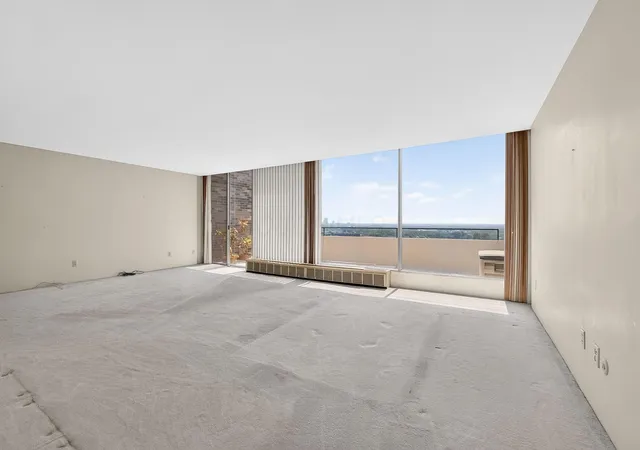 Photo 2 of Condo for sale at 1000 Urlin Ave #1509, Columbus, OH 43212 | MLS# 226027312 | Listing updated on 2026-08-31