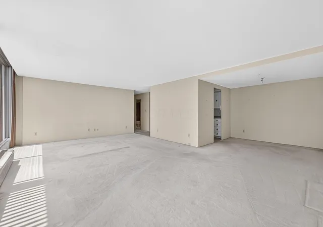 Photo 3 of Condo for sale at 1000 Urlin Ave #1509, Columbus, OH 43212 | MLS# 226027312 | Listing updated on 2026-08-31