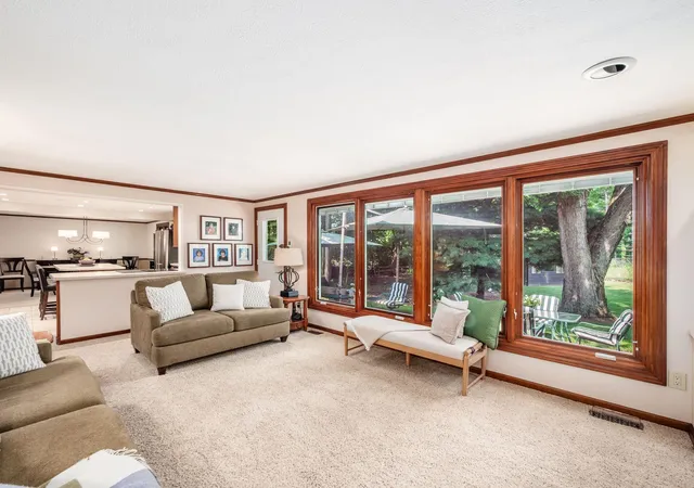 Photo 3 of Single family home for sale at 4349 Beehive Ln, Columbus, OH 43230 | MLS# 226026535 | Listing updated on 2026-09-12