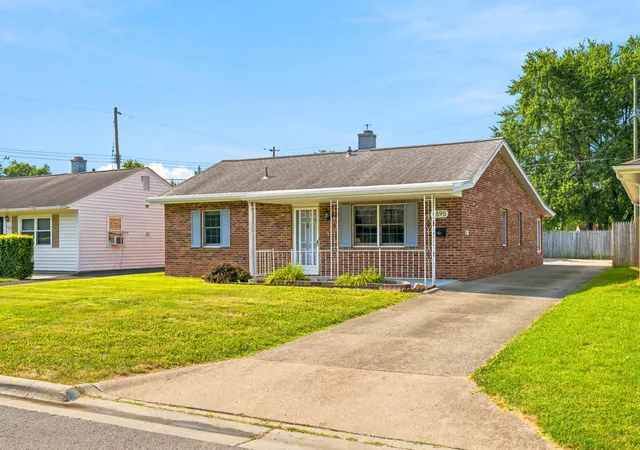 Photo 2 of Single family home for sale at 4595 San Jose Ln, Columbus, OH 43213 | MLS# 226026485 | Listing updated on 2026-09-14