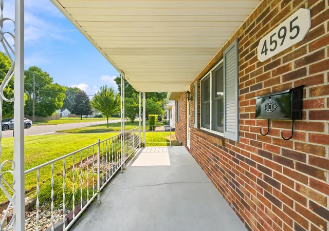 Photo 3 of Single family home for sale at 4595 San Jose Ln, Columbus, OH 43213 | MLS# 226026485 | Listing updated on 2026-09-14