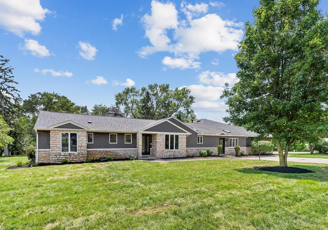 Photo 4 of Single family home for sale at 3781 Rushmore Dr, Columbus, OH 43220 | MLS# 226026752 | Listing updated on 2026-09-14