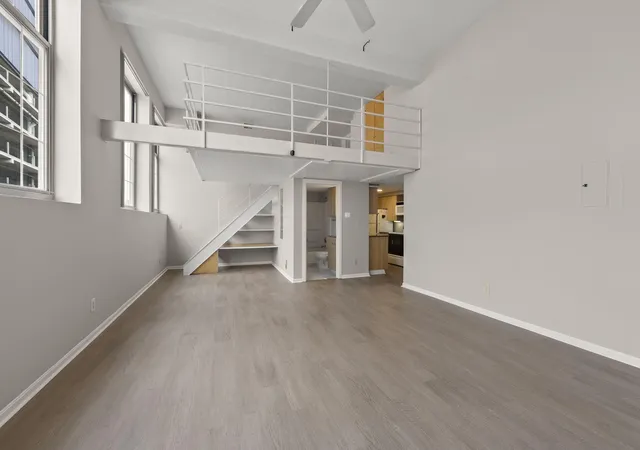 3rd image of 444 N Front St #212, Columbus, OH 43215 | MLS# 226030037