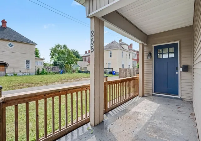 Photo 3 of Single family home for sale at 265 E Innis Ave, Columbus, OH 43207 | MLS# 226027661 | Listing updated on 2026-09-24