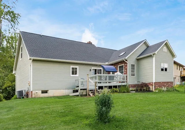 19th image of 450 Jeffrey Ln, Zanesville, OH 43701 | MLS# 226029134
