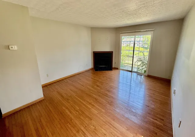3rd image of 5932 Aqua Bay Dr, Columbus, OH 43235 | MLS# 226029301