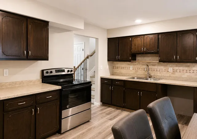 Photo 2 of Single family home for sale at 2947 Thornell Way, Columbus, OH 43232 | MLS# 226026632 | Listing updated on 2026-10-03