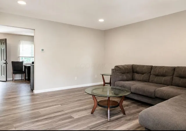 Photo 4 of Single family home for sale at 2947 Thornell Way, Columbus, OH 43232 | MLS# 226026632 | Listing updated on 2026-10-03