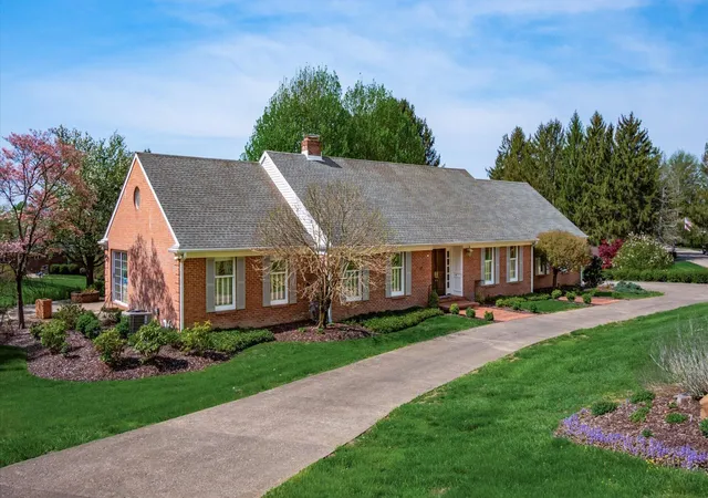 1st image of 480 W Highland Dr, Zanesville, OH 43701 | MLS# 226029135