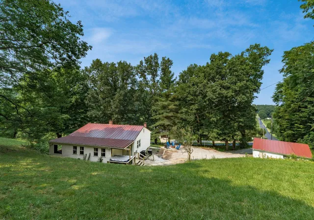 28th image of 1530 Tarkiln Rd Se, Lancaster, OH 43130 | MLS# 226026607