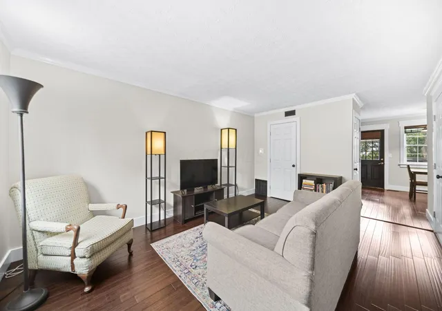 Photo 4 of Condo for sale at 3042 Dorris Ave, Columbus, OH 43202 | MLS# 226028279 | Listing updated on 2026-09-18