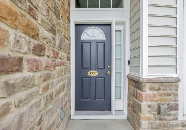 2nd image of 4557 Newport Loop E, Grove City, OH 43123 | MLS# 226026842