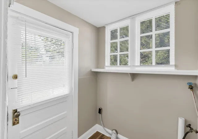 Photo 4 of Single family home for sale at 906 Bellows Ave, Columbus, OH 43223 | MLS# 226026634 | Listing updated on 2026-09-18