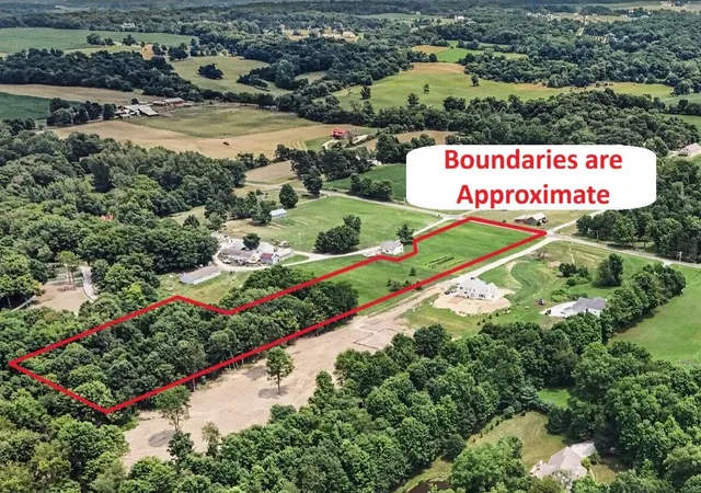 4th image of 0 Castle Rd, Johnstown, OH 43031 | MLS# 226026938