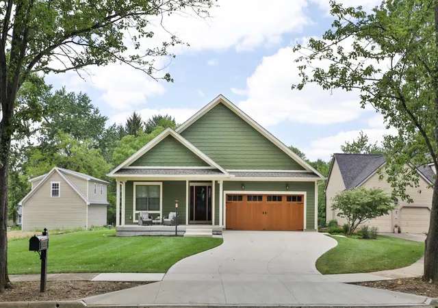 Photo 1 of Single family home for sale at 6003 Weatherburn Pl, Worthington, OH 43085 | MLS# 226027917 | Listing updated on 2026-07-29