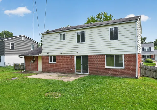 3rd image of 3556 Stockholm Rd, Westerville, OH 43081 | MLS# 226028369