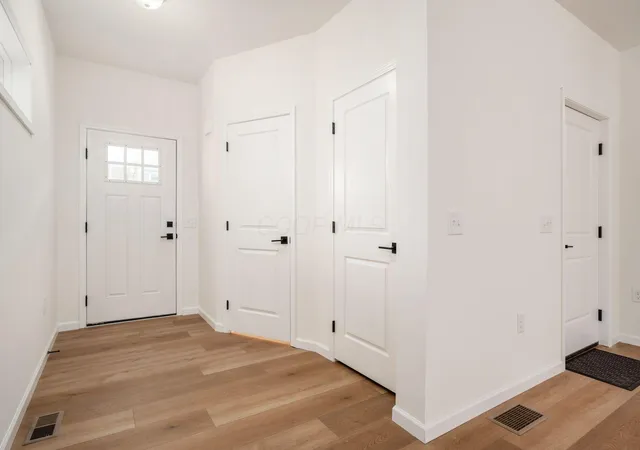 4th image of 965 Carpenter St, Columbus, OH 43206 | MLS# 226027127