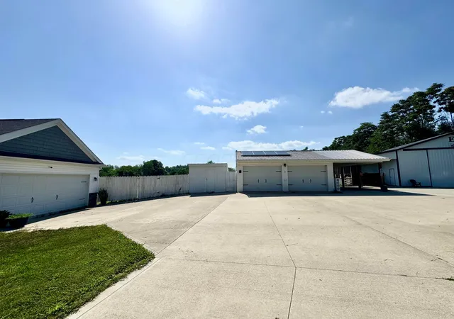 Photo 3 of Single family home for sale at 4436 State Route 345 Ne, New Lexington, OH 43764 | MLS# 226026932 | Listing updated on 2026-09-09