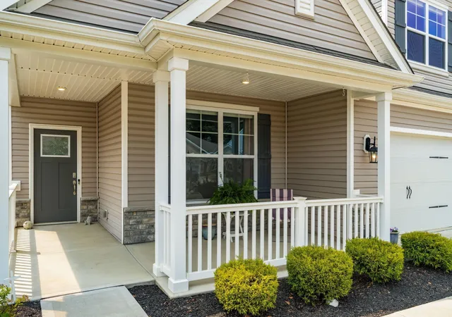 3rd image of 252 Woodland Sky Dr, Pataskala, OH 43062 | MLS# 226026893