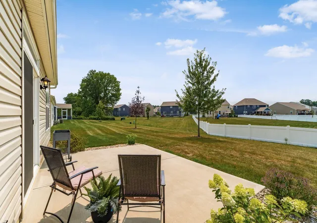 4th image of 252 Woodland Sky Dr, Pataskala, OH 43062 | MLS# 226026893