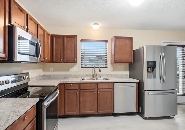 5th image of 255 Glen Crossing Dr, Etna, OH 43062 | MLS# 226026717