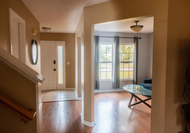Photo 4 of Single family home for sale at 537 Ashwyck Ct, Pataskala, OH 43062 | MLS# 226027229 | Listing updated on 2026-10-03