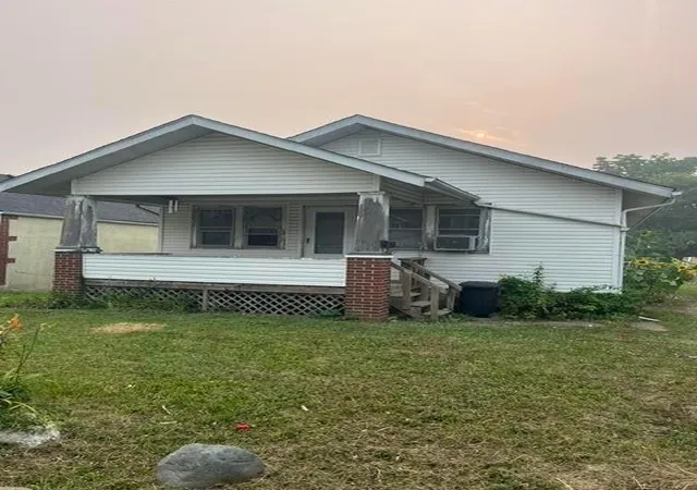 Photo 4 of Sale Pending at 64 Broadlawn Ave, Columbus, OH 43228 | MLS# 226026733 | Listing updated on 2026-10-09