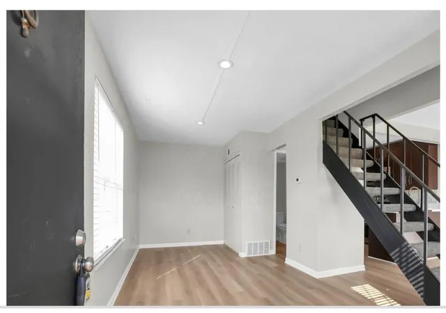 Photo 2 of Condo for sale at 2533 Broadleaf Ct, Columbus, OH 43224 | MLS# 226027257 | Listing updated on 2026-09-04