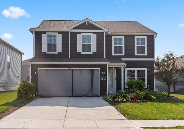 Photo 1 of Single family home for sale at 3052 Wyntree Dr, Columbus, OH 43232 | MLS# 226026920 | Listing updated on 2026-08-10