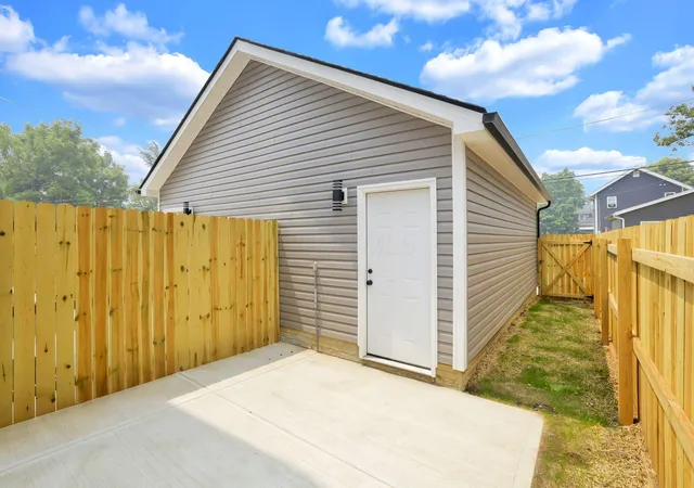 75th image of 901 Miller Ave, Columbus, OH 43206 | MLS# 226027096