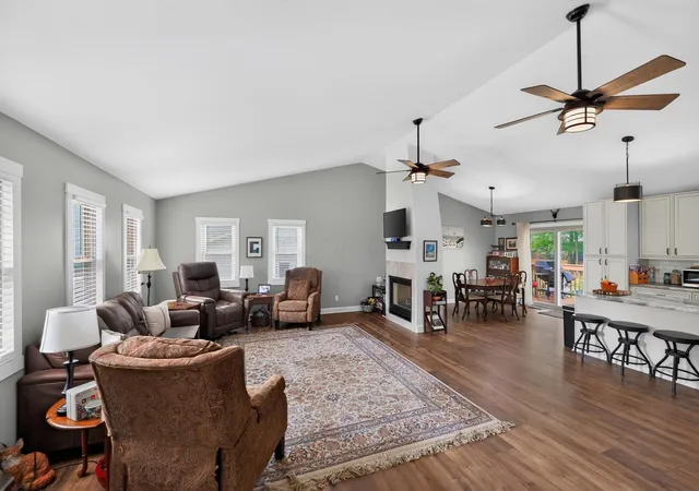 3rd image of 703 Daffodil Dr, Howard, OH 43028 | MLS# 226026840