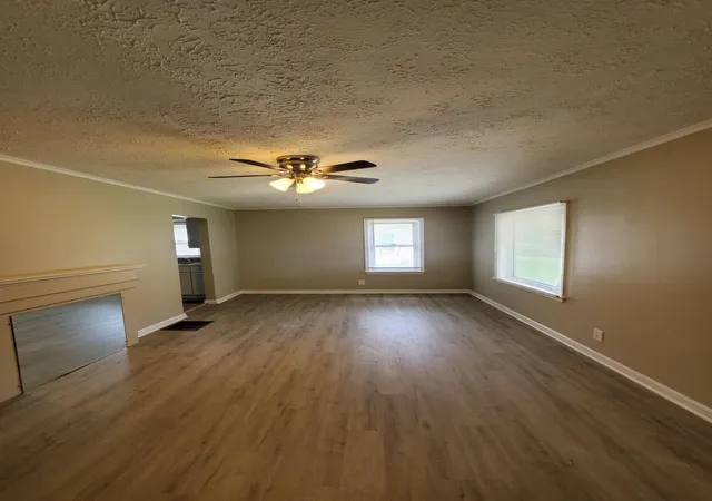 3rd image of 1911 Brentnell Ave, Columbus, OH 43219 | MLS# 226026902