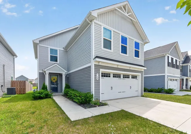 1st image of 768 S Walnut St, Marysville, OH 43040 | MLS# 226026913