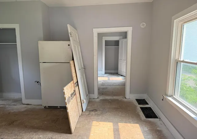 Photo 2 of Single family home for sale at 106 Fleek Ave, Newark, OH 43055 | MLS# 226026891 | Listing updated on 2026-08-31