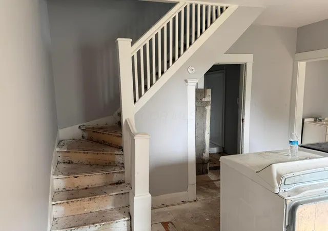 Photo 4 of Single family home for sale at 106 Fleek Ave, Newark, OH 43055 | MLS# 226026891 | Listing updated on 2026-08-31