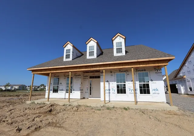 1st image of 4527 Corsican Loop E, Hilliard, OH 43026 | MLS# 226026885