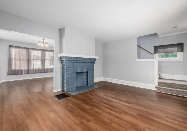 Photo 3 of Single family home for sale at 2314 Margaret St, Columbus, OH 43219 | MLS# 226027498 | Listing updated on 2026-08-07