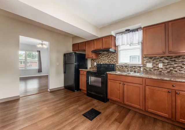 Photo 4 of Single family home for sale at 2314 Margaret St, Columbus, OH 43219 | MLS# 226027498 | Listing updated on 2026-08-07