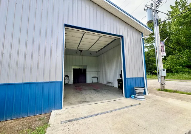 3rd image of 210 Main St, Shawnee, OH 43782 | MLS# 226026947